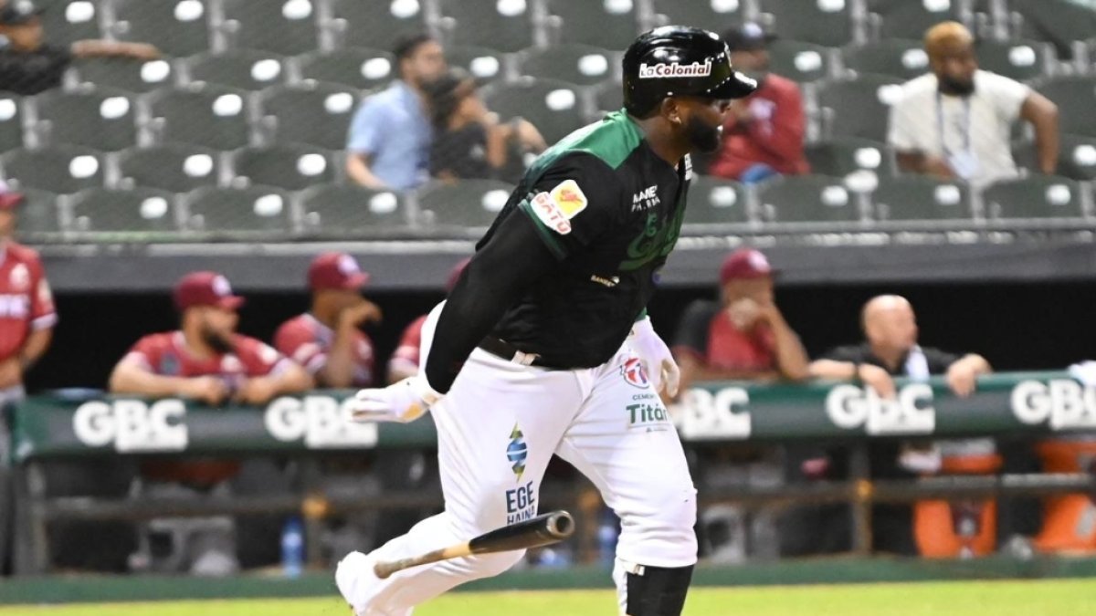 C957da5 - Miguel Sanó pegó dos jonrones y guío triunfo Estrellas ante Gigantes