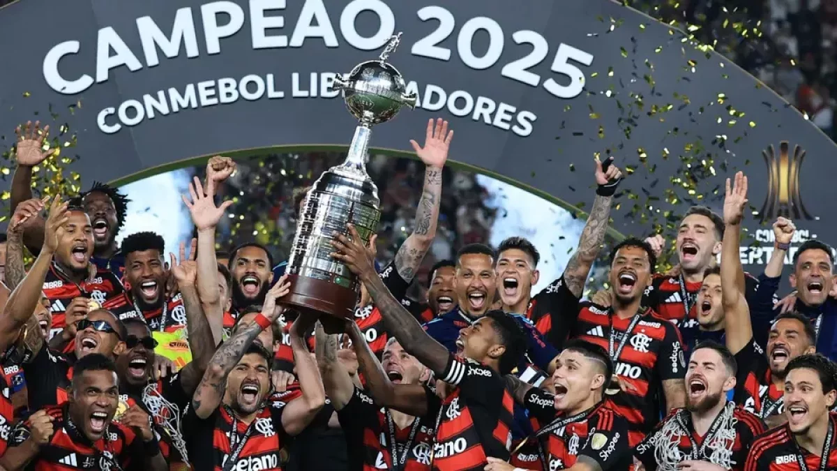 Dfd10f819.r D.513 309 12500 - Flamengo alza el título de la Liga en Brasil cuatro días después de ganar la Copa Libertadores
