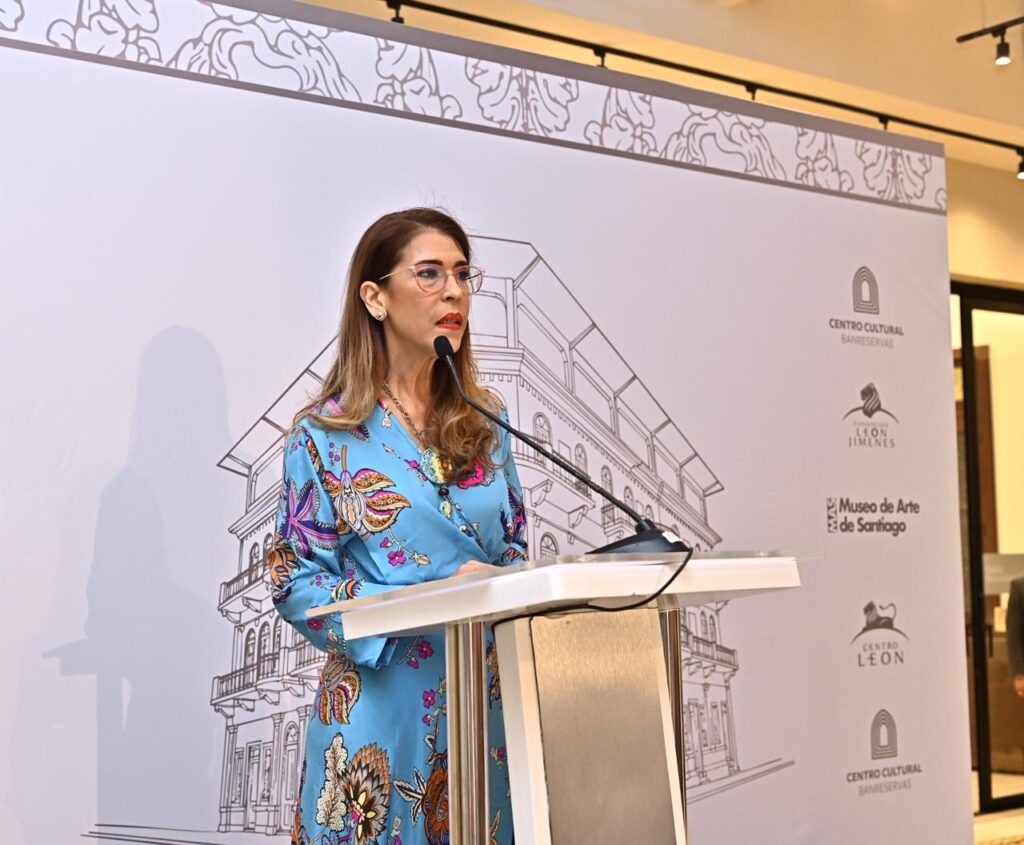 WhatsApp Image 2025 12 05 At 11.22.29 PM 1 1024x845 1 - Centro Cultural Banreservas Santiago inaugura sus primeras exposiciones con obras de Domingo Batista y artistas cibaeños