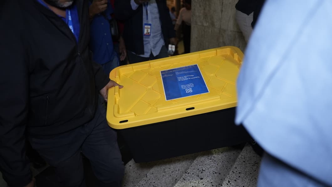 WhatsApp Image 2025 12 08 At 6.25.51 PM 1 - Corrupción en salud pública: SeNaSa apunta contra exfuncionarios y suplidores de SeNaSa