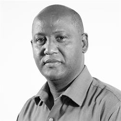 Imagen En Blanco Y Negro De Un Hombre Sonriendo 840f54ef Focus 0 0 251 251 - La Caasd proyecta mejorar capacidad de planta depuradora La Zurza